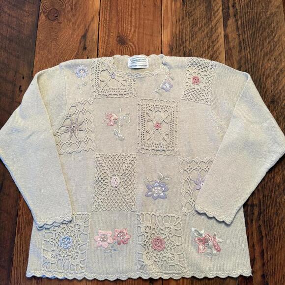 Shenanigans Sweaters - Vintage beautiful floral embroidered sweater by Shenanigans